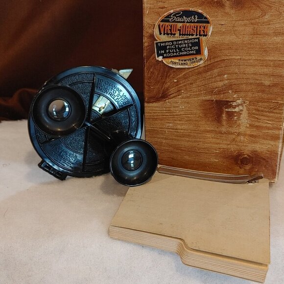 Black Model A View-Master Stereo 3-D Viewer 1939 - Picture 2 of 2